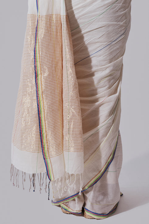 MUKKUTTI CHELA with Paisley Hand Block Printed Blouse